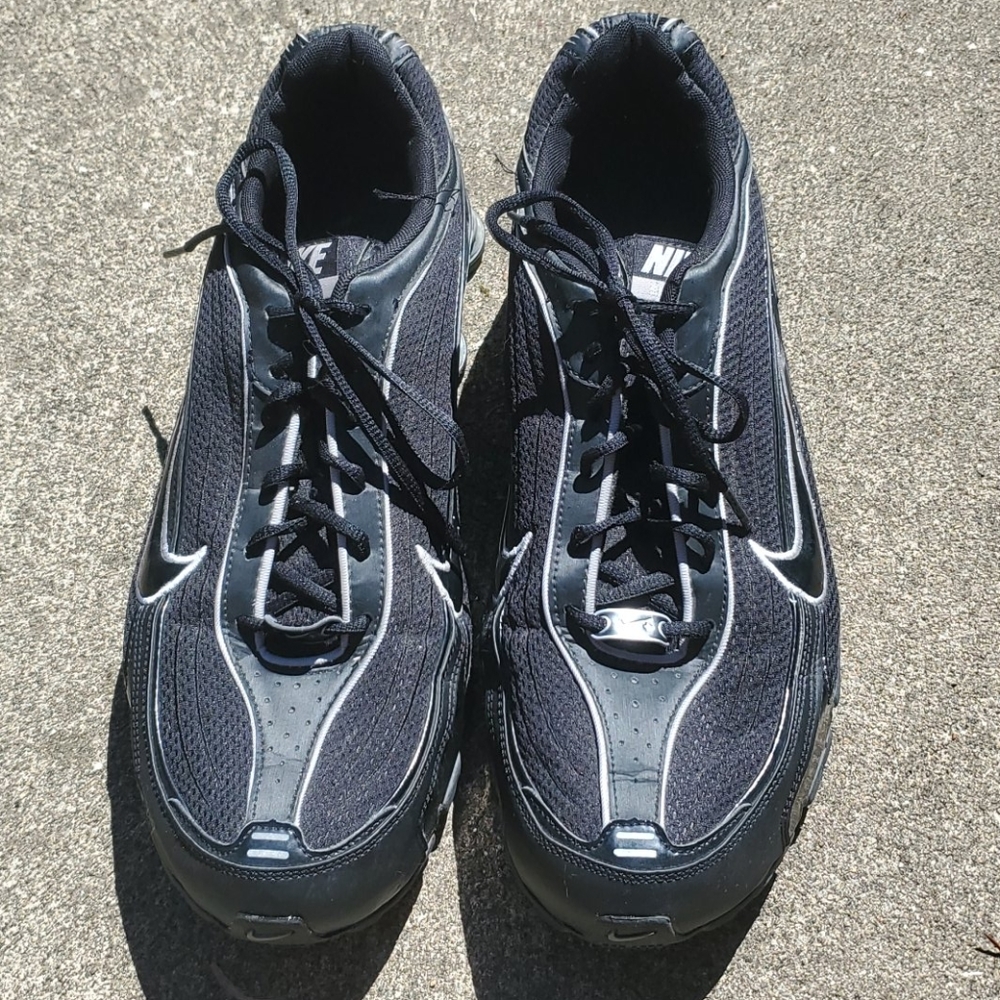 Vintage Mens Nike Shox